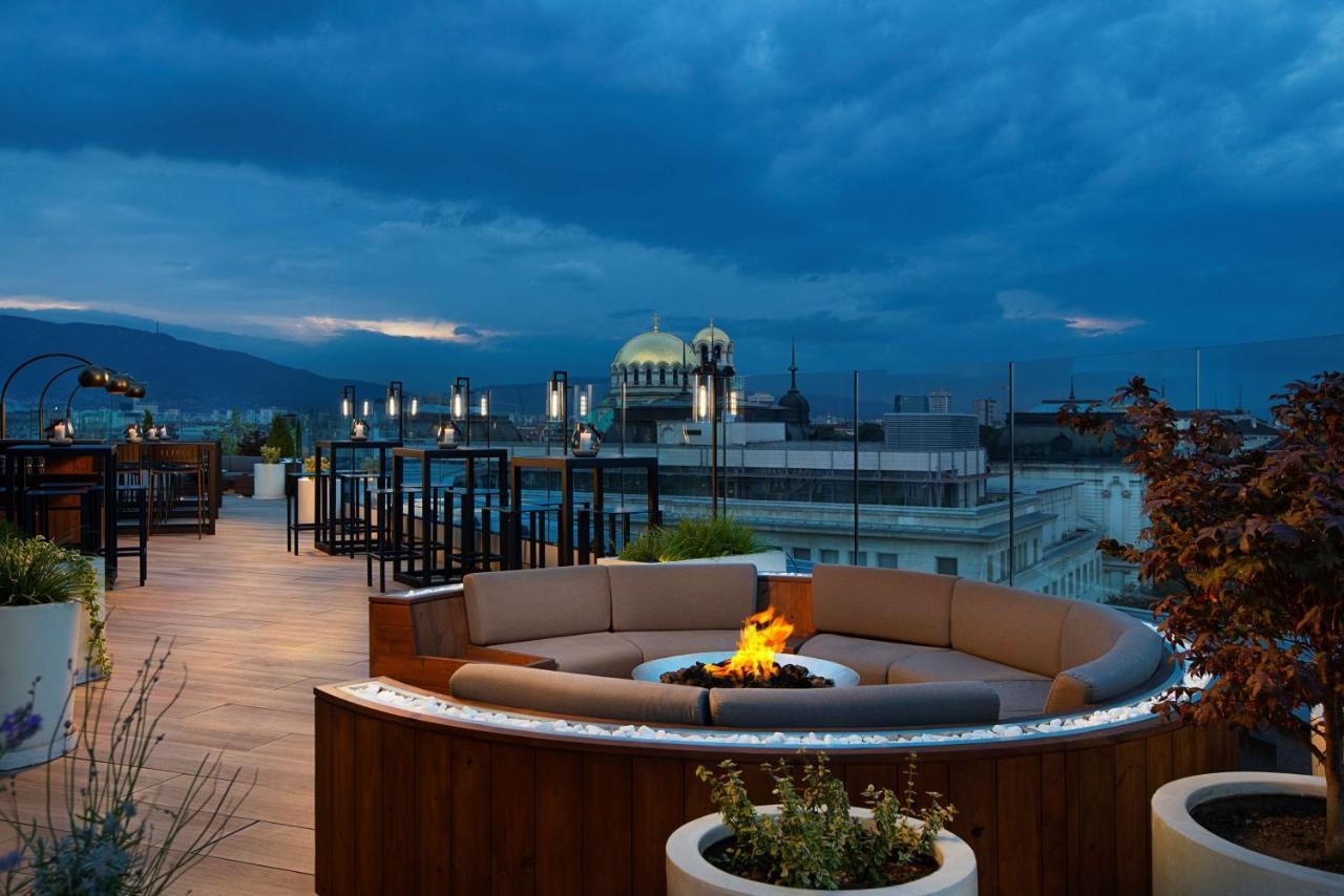 Hotel Hyatt Regency Sofia Esterno foto The Sky Bar