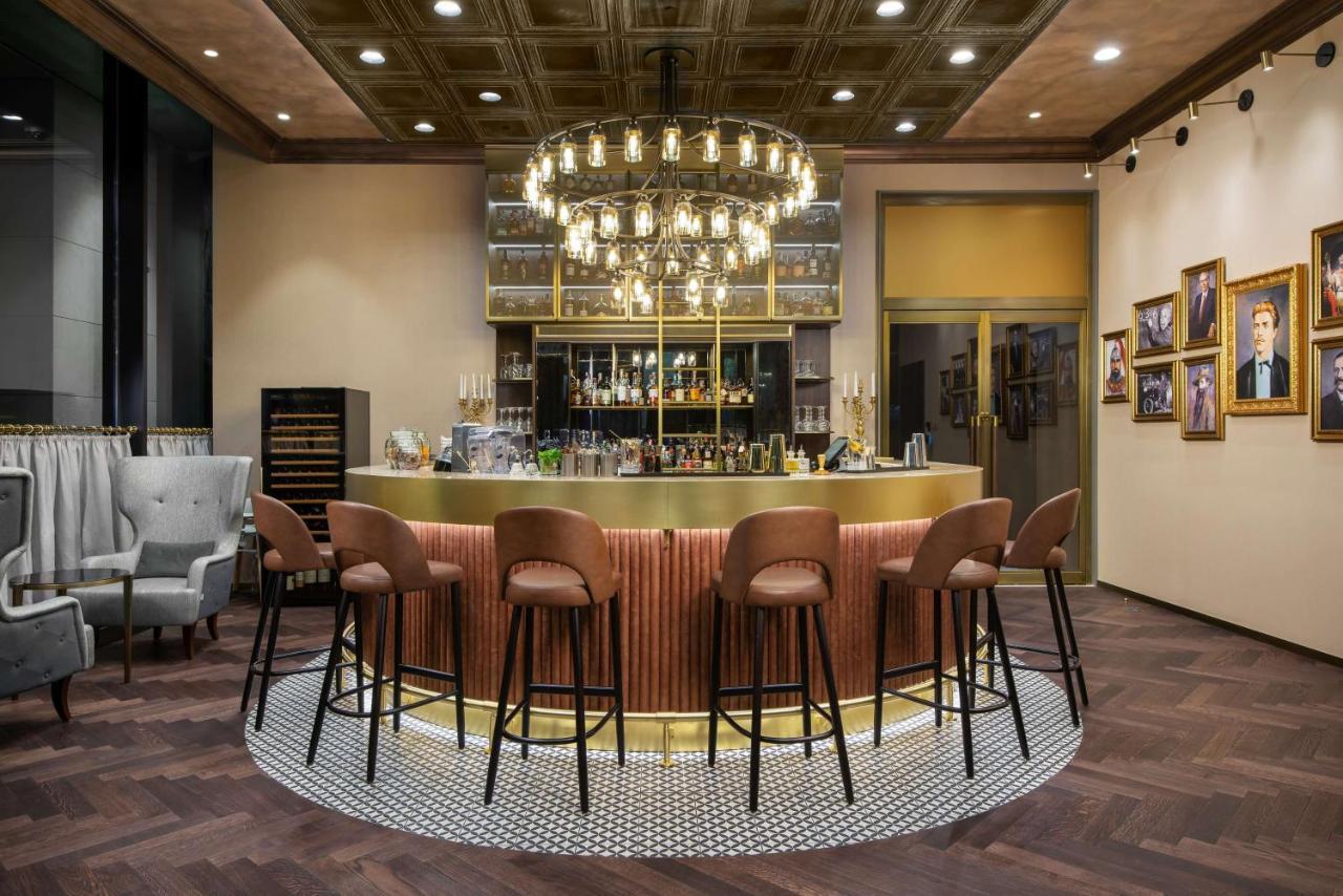 Hotel Hyatt Regency Sofia Esterno foto The bar at the 360° Lounge